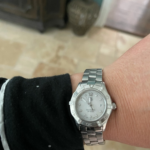 Ladies Tag Heuer diamond watch - Picture 3 of 8